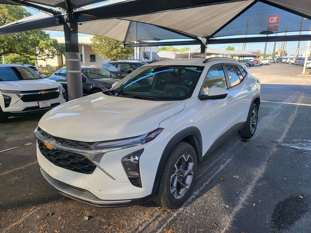 2025 Chevrolet Trax's photo
