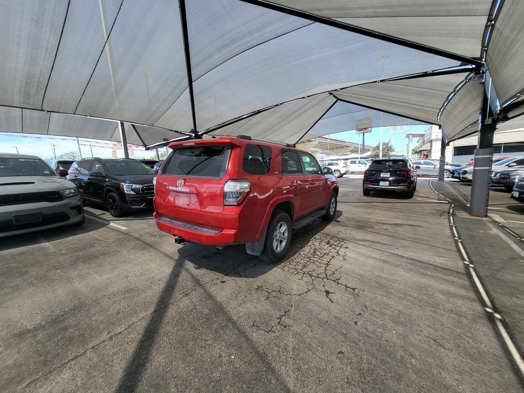 Thumbnail: 2024 Toyota 4Runner - 9