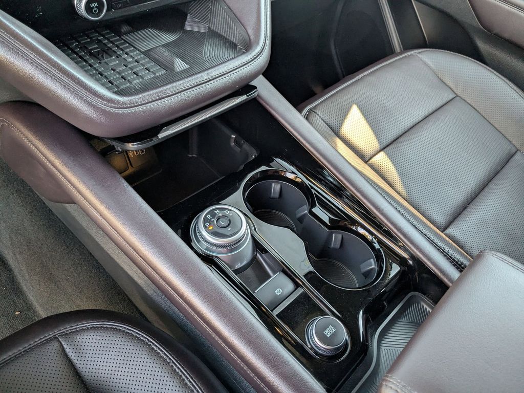 Thumbnail: 2025 Ford Explorer - 24