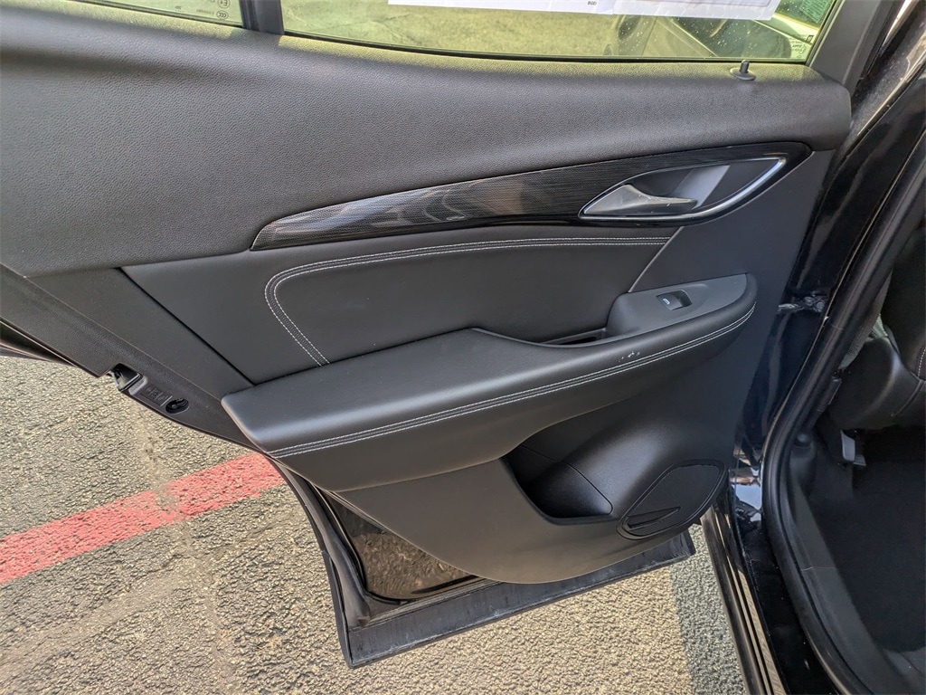 2021 Buick Envision Preferred 26