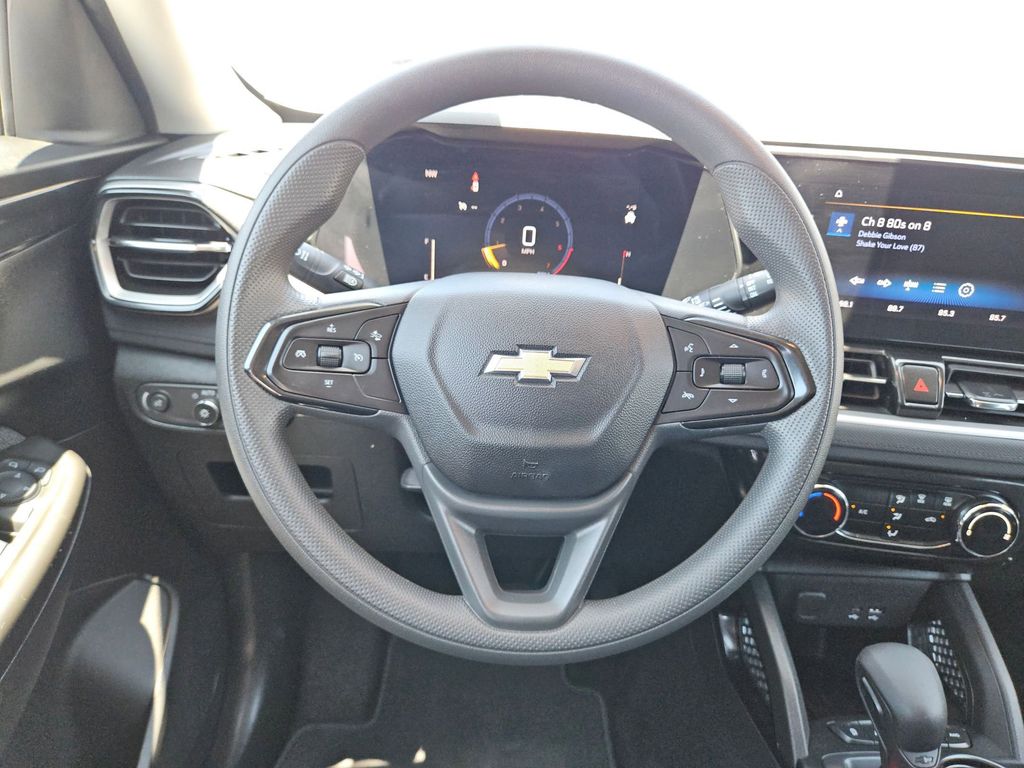 Thumbnail: 2025 Chevrolet TrailBlazer - 23