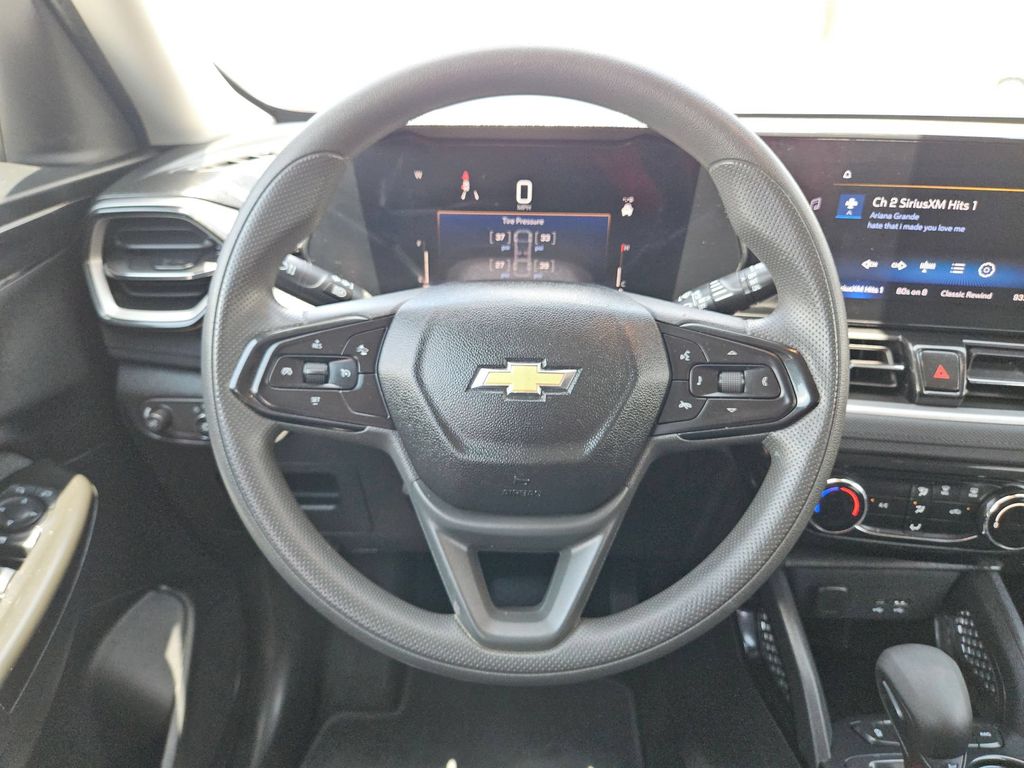 Thumbnail: 2025 Chevrolet TrailBlazer - 23