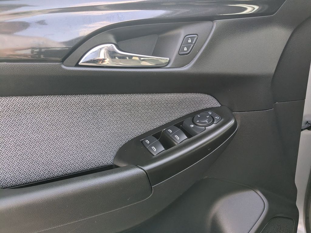 Thumbnail: 2025 Chevrolet TrailBlazer - 15