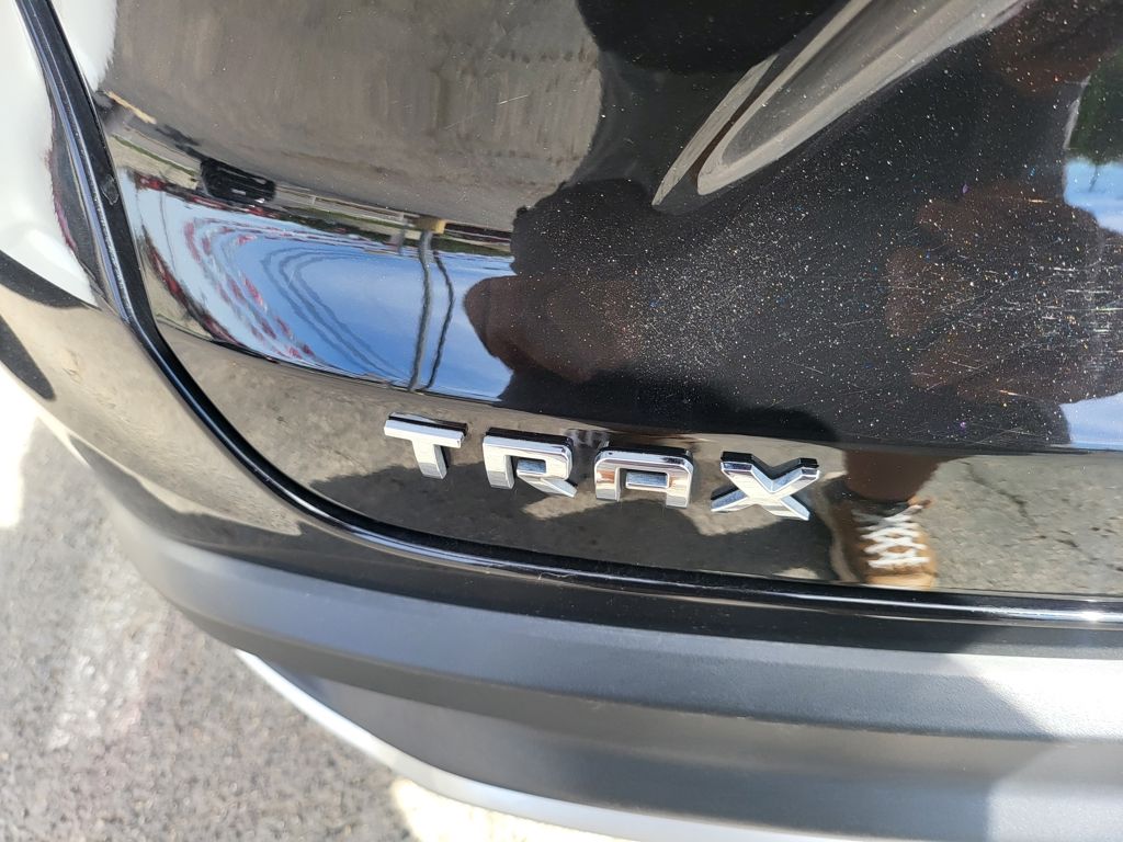 Thumbnail: 2025 Chevrolet Trax - 5