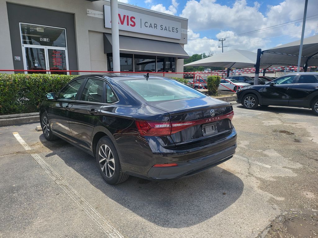 Thumbnail: 2025 Volkswagen Jetta - 9