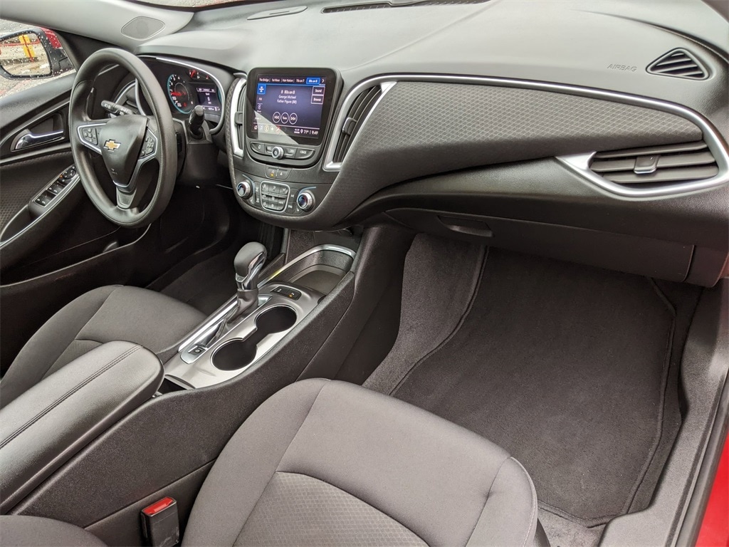 2024 Chevrolet Malibu LT 28