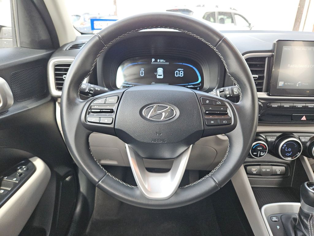 Thumbnail: 2025 Hyundai Venue - 23