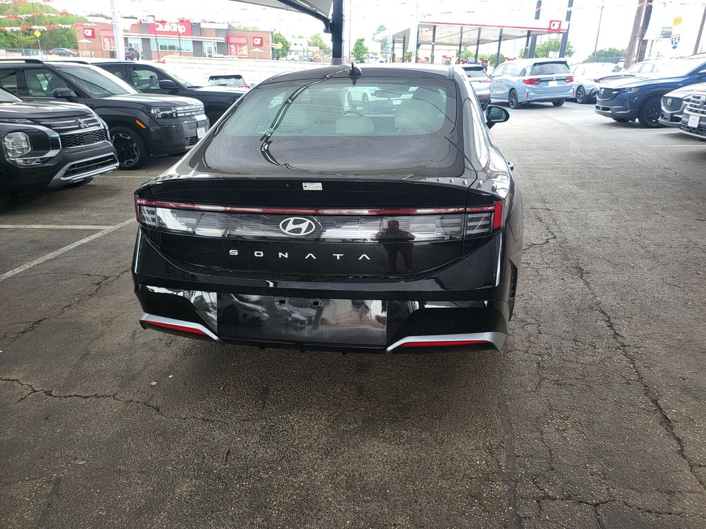 Thumbnail: 2025 Hyundai Sonata - 10