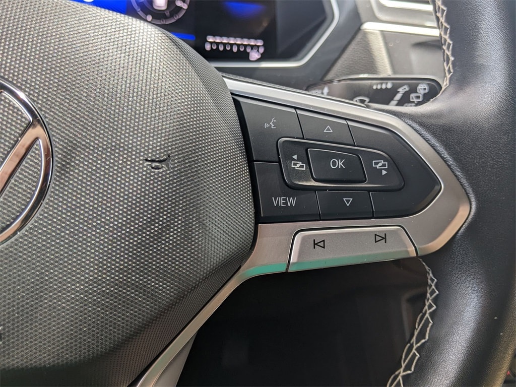 Thumbnail: 2024 Volkswagen Tiguan - 17