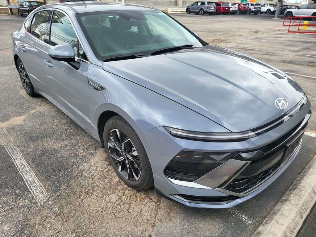 Thumbnail: 2025 Hyundai Sonata - 3