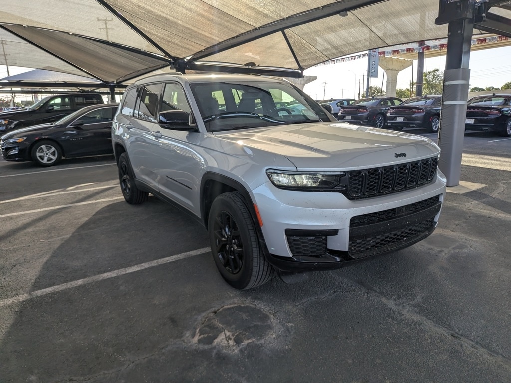 Thumbnail: 2024 Jeep Grand Cherokee L - 6