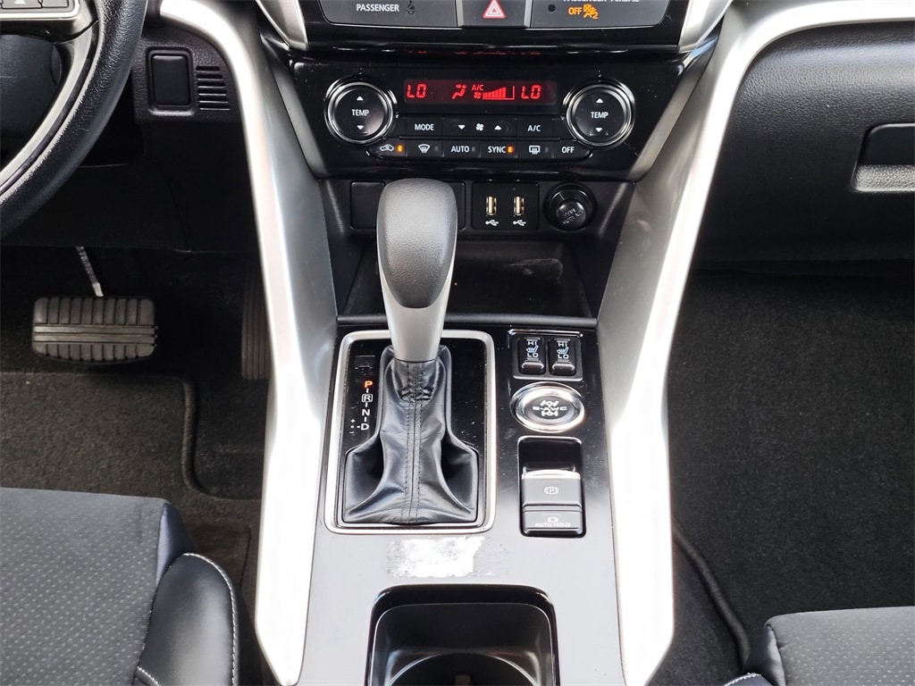 Thumbnail: 2024 Mitsubishi Eclipse Cross - 18