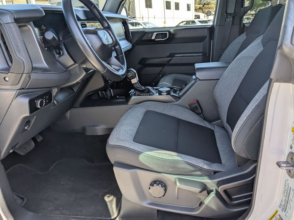 Thumbnail: 2025 Ford Bronco - 10