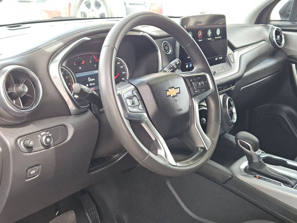 Thumbnail: 2025 Chevrolet Blazer - 13