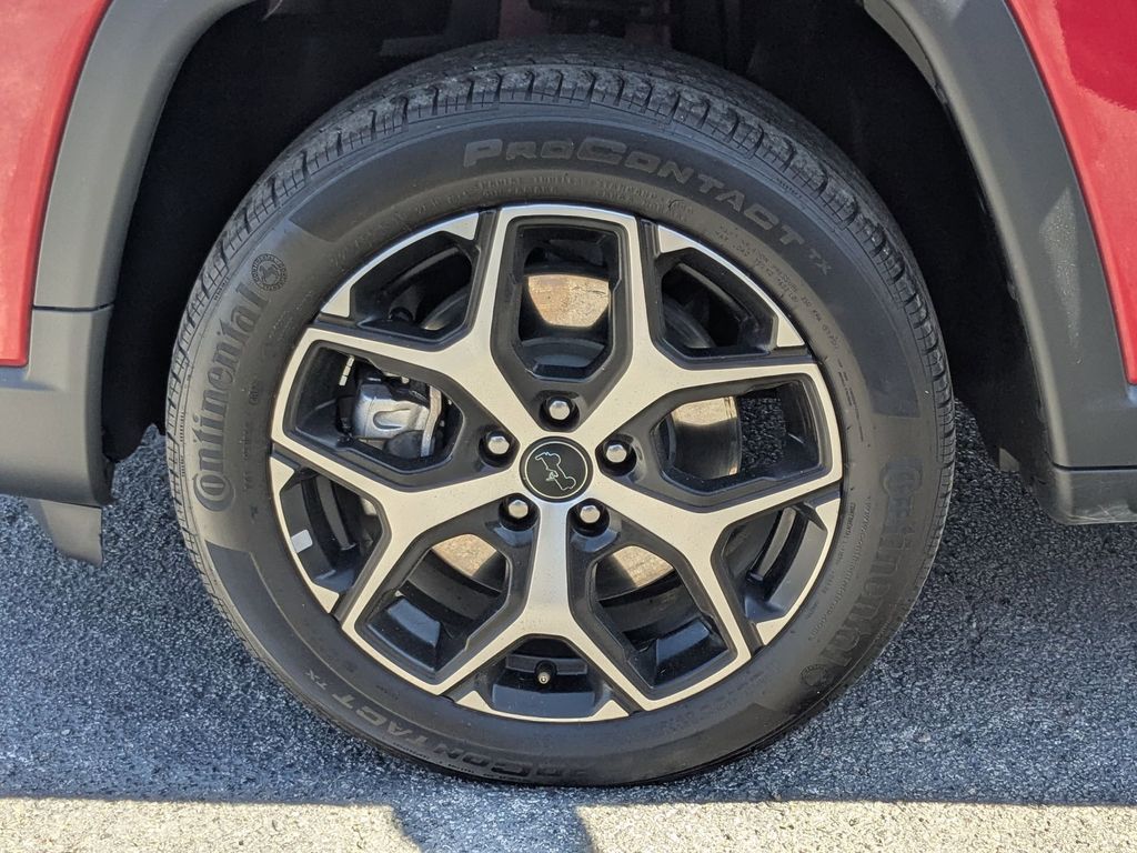 Thumbnail: 2025 Jeep Compass - 28