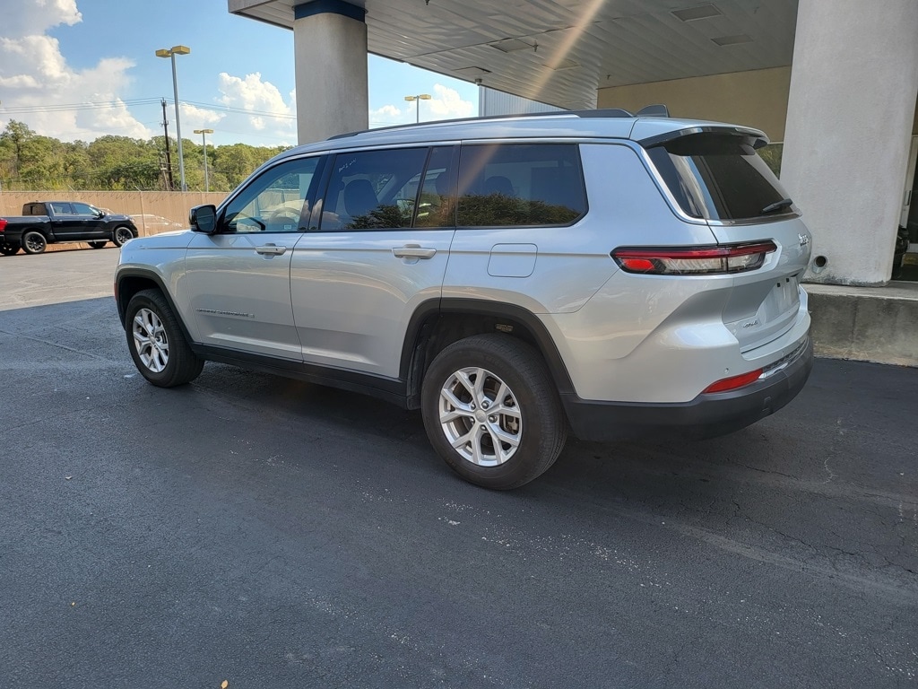 Thumbnail: 2023 Jeep Grand Cherokee - 9