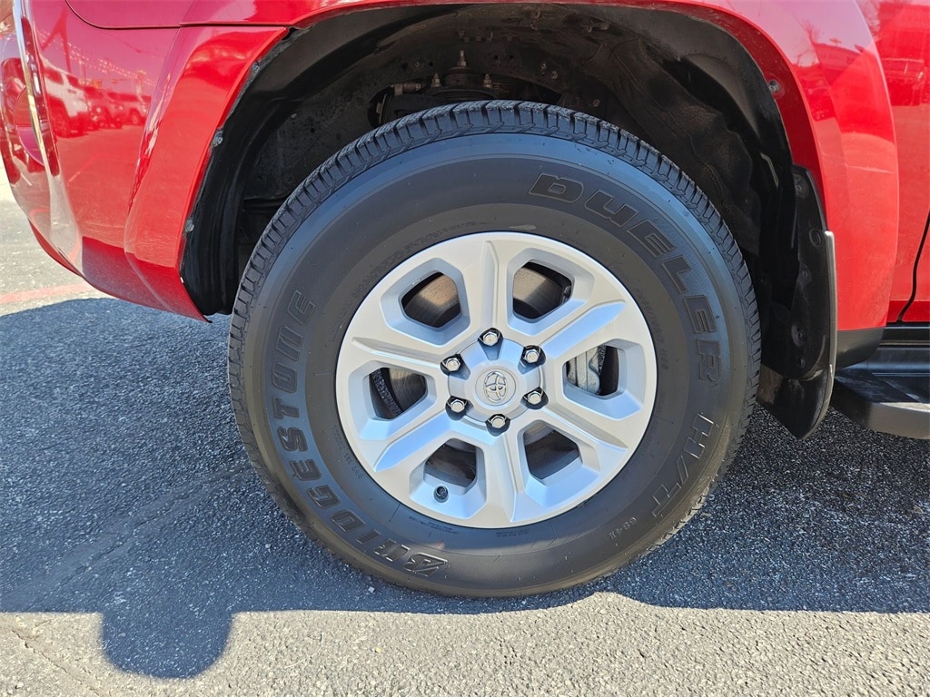Thumbnail: 2024 Toyota 4Runner - 33