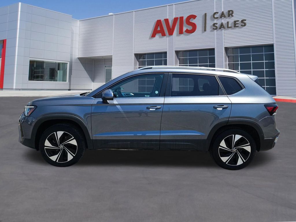 Thumbnail: 2025 Volkswagen Taos - 2