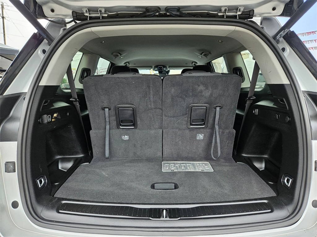 2023 Jeep Grand Cherokee Laredo 27