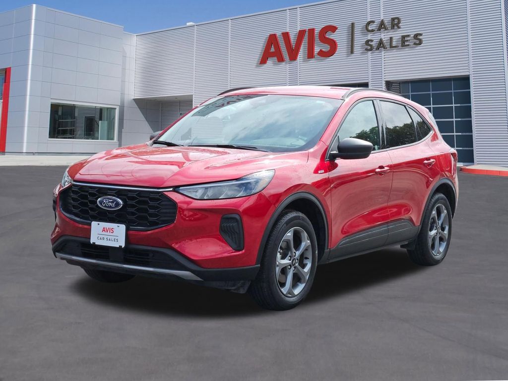 2025 Ford Escape ST-Line AWD's photo
