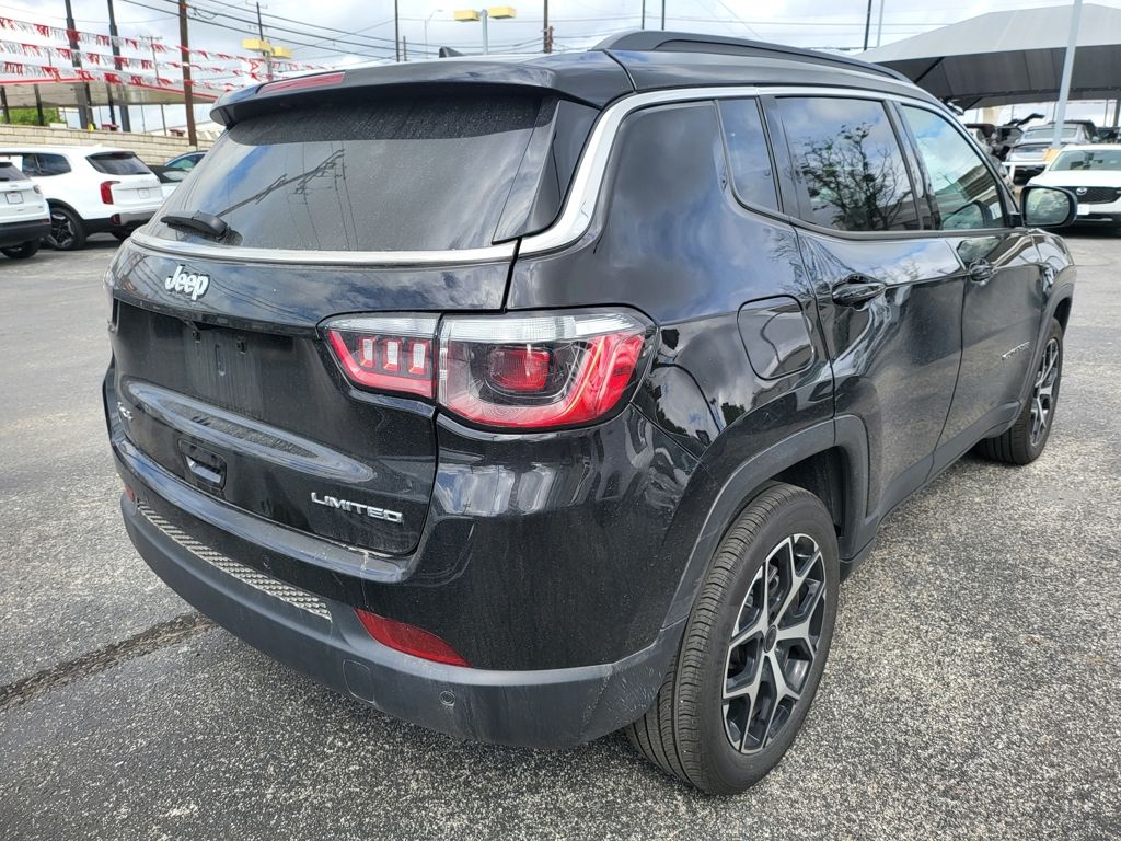 Thumbnail: 2025 Jeep Compass - 12