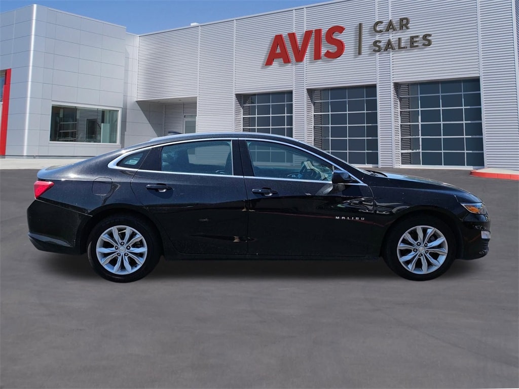 Thumbnail: 2023 Chevrolet Malibu - 5