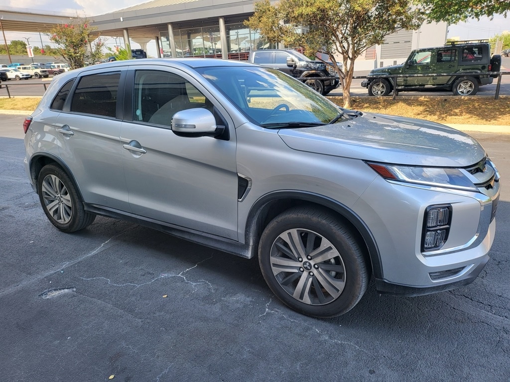 Thumbnail: 2024 Mitsubishi Outlander Sport - 6