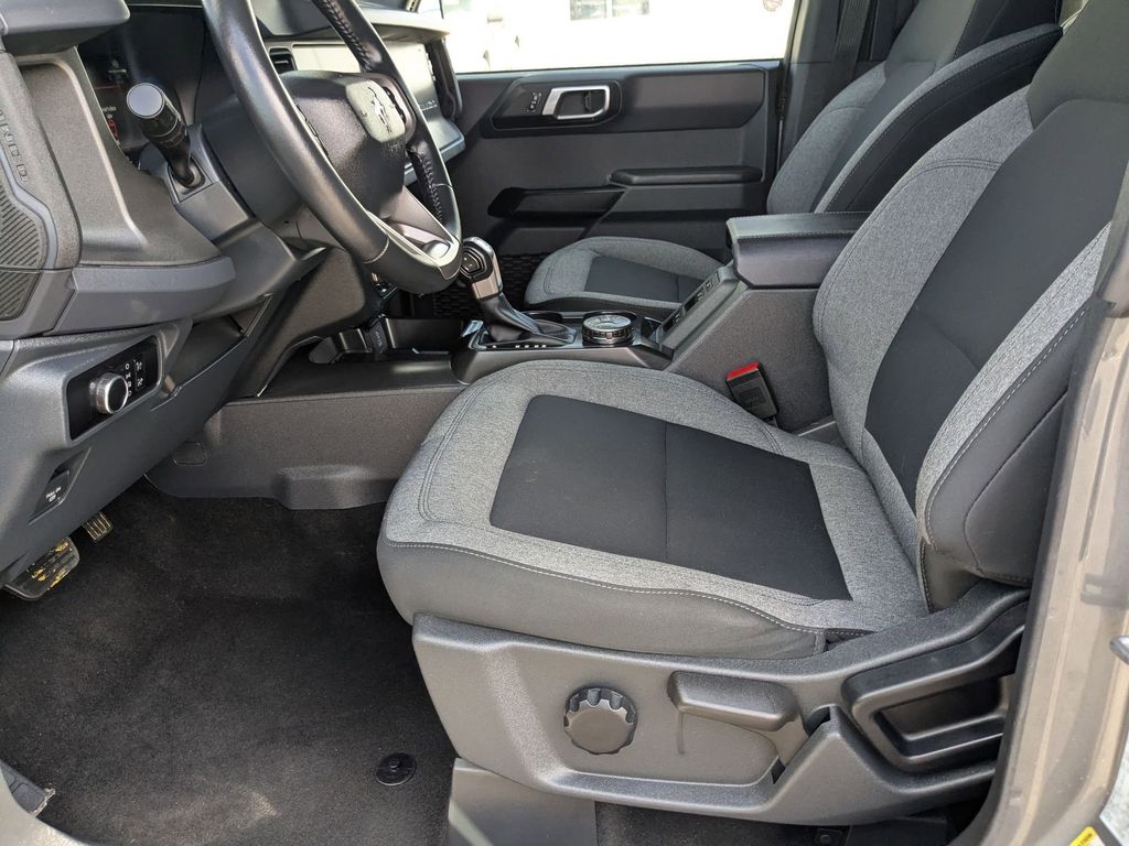 Thumbnail: 2025 Ford Bronco - 12