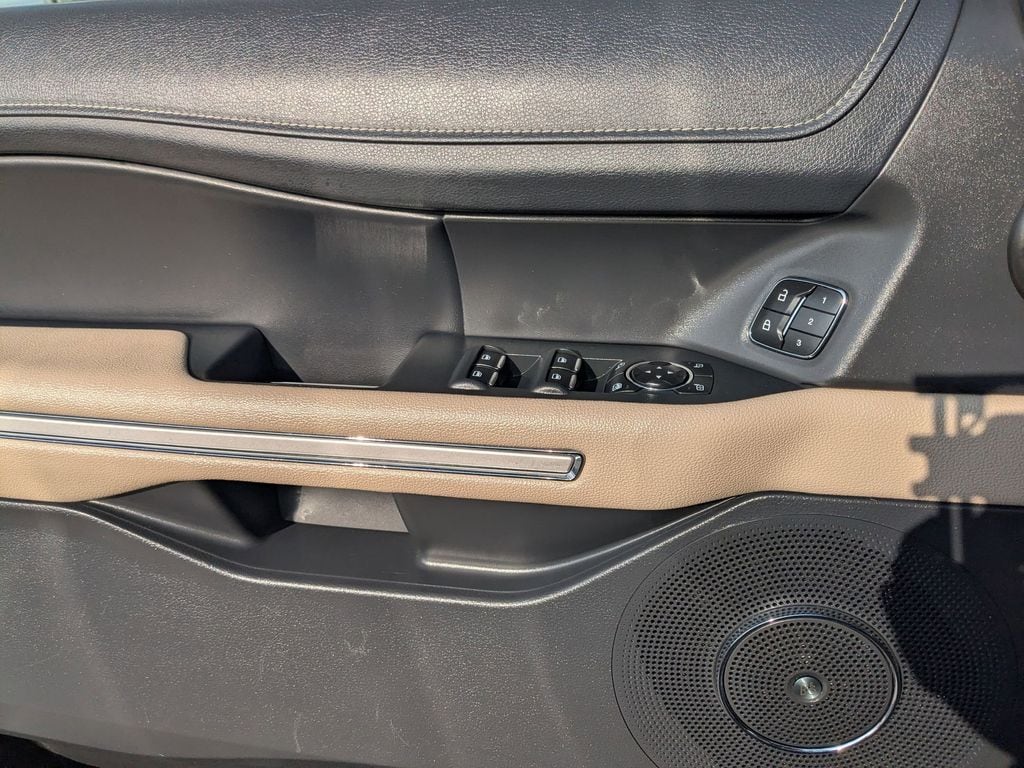 Thumbnail: 2024 Ford Expedition MAX - 16