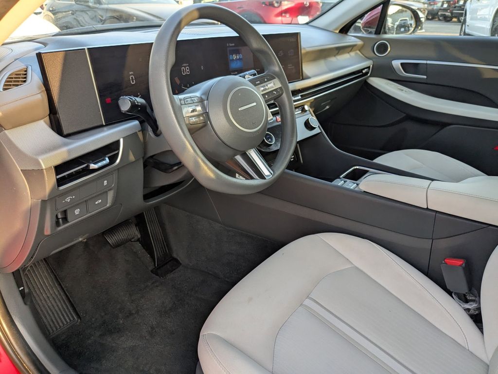 Thumbnail: 2025 Hyundai Sonata - 13