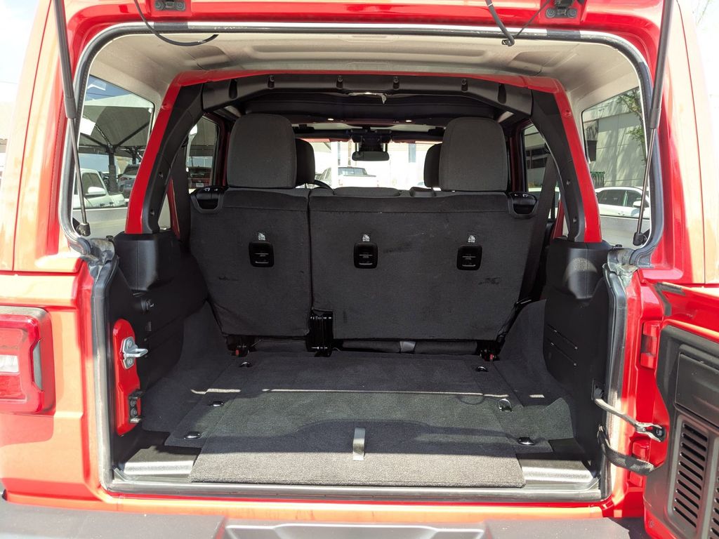 Thumbnail: 2025 Jeep Wrangler - 27