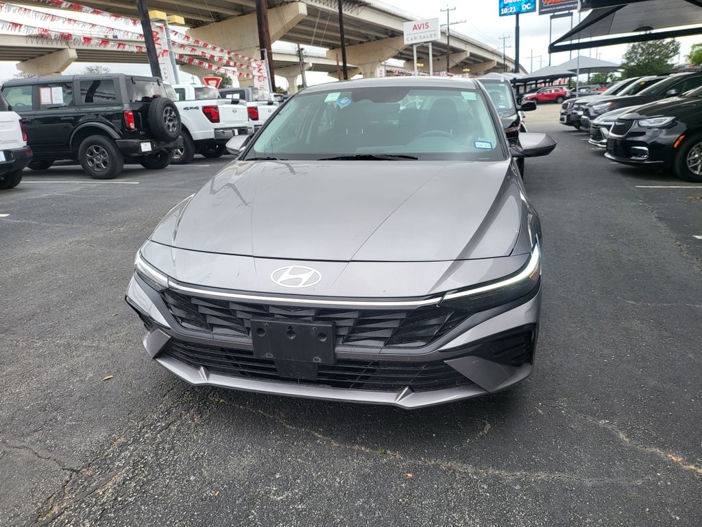 Thumbnail: 2025 Hyundai Elantra - 2