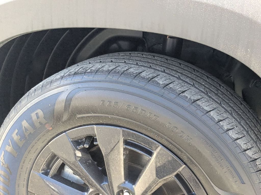 Thumbnail: 2025 Mazda CX-50 - 30