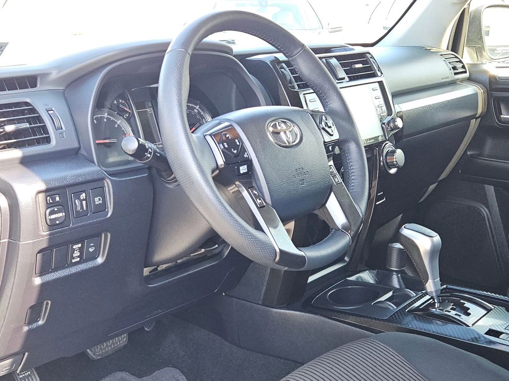 Thumbnail: 2024 Toyota 4Runner - 13