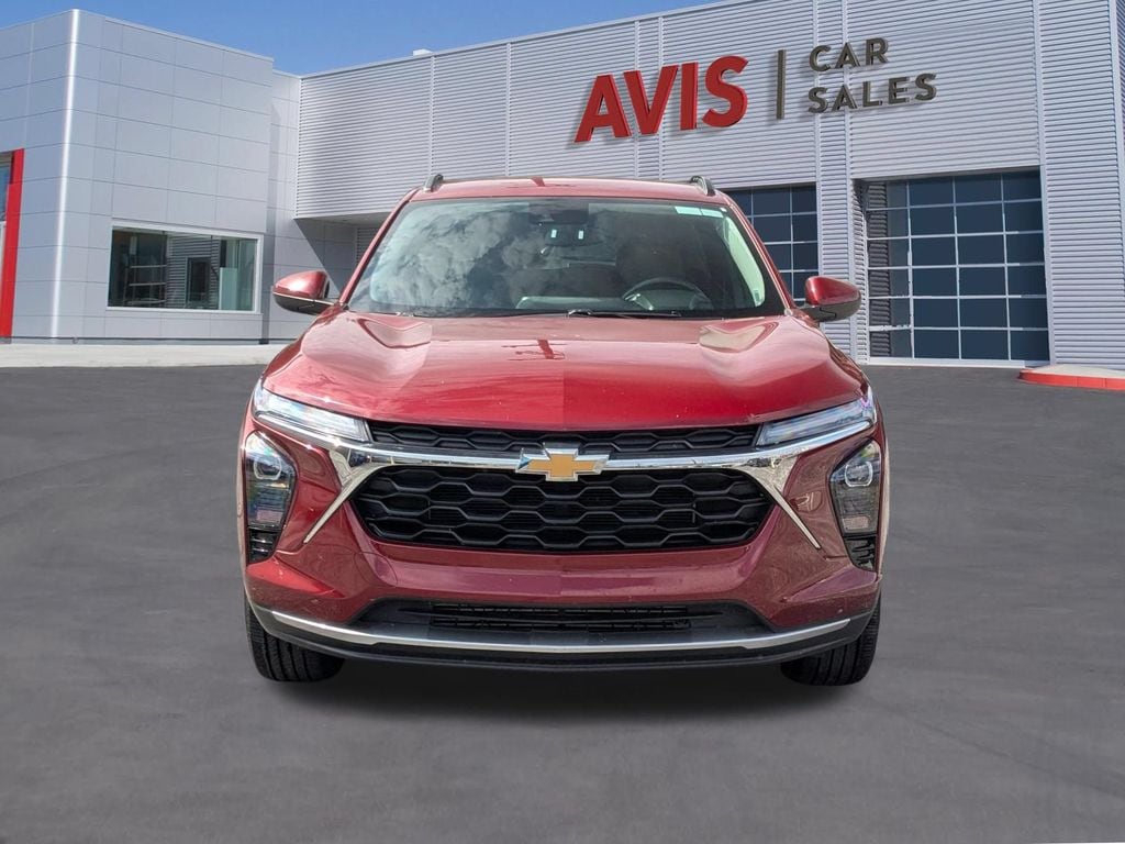 Thumbnail: 2025 Chevrolet Trax - 10