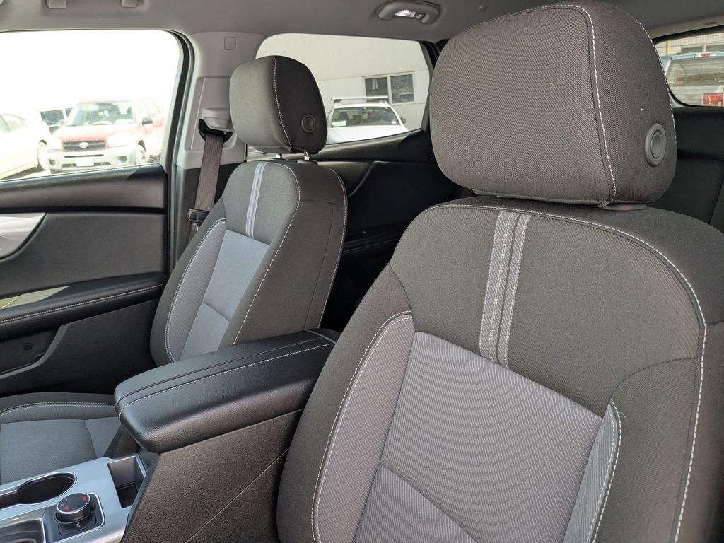 Thumbnail: 2025 Chevrolet Blazer - 14