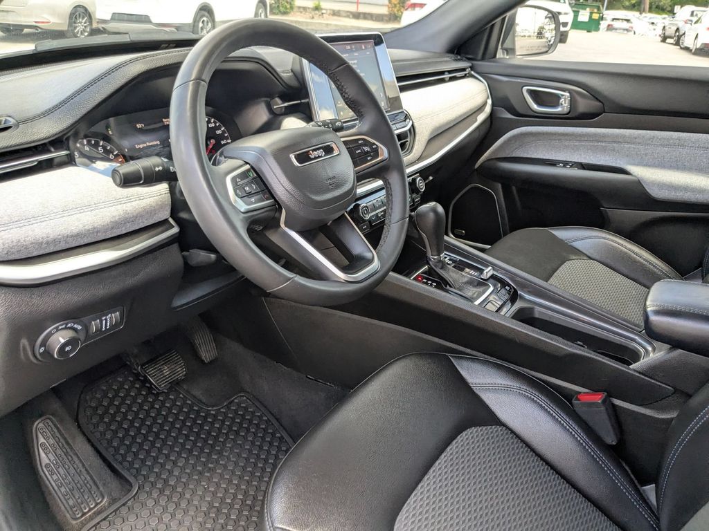 Thumbnail: 2025 Jeep Compass - 13