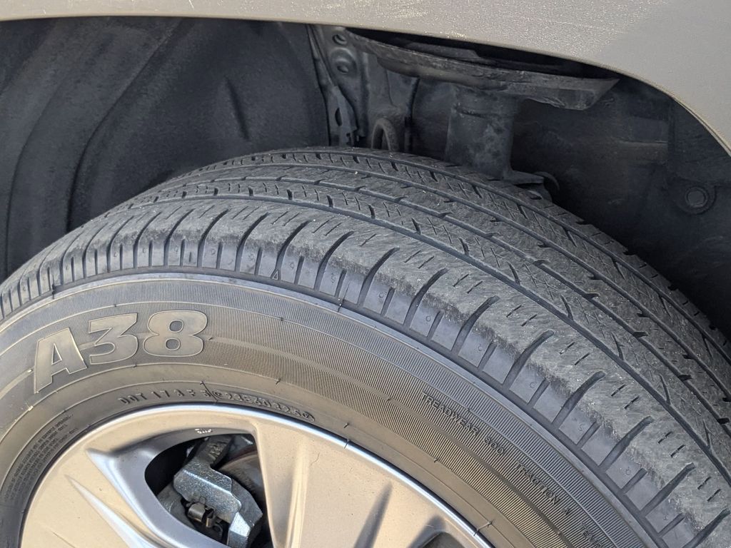 Thumbnail: 2025 Toyota RAV4 - 29