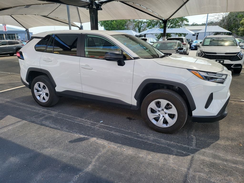 Thumbnail: 2025 Toyota RAV4 - 4