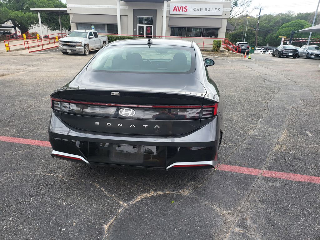 Thumbnail: 2025 Hyundai Sonata - 10