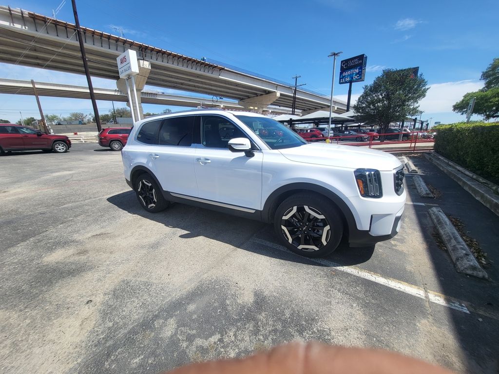 Thumbnail: 2025 Kia Telluride - 13