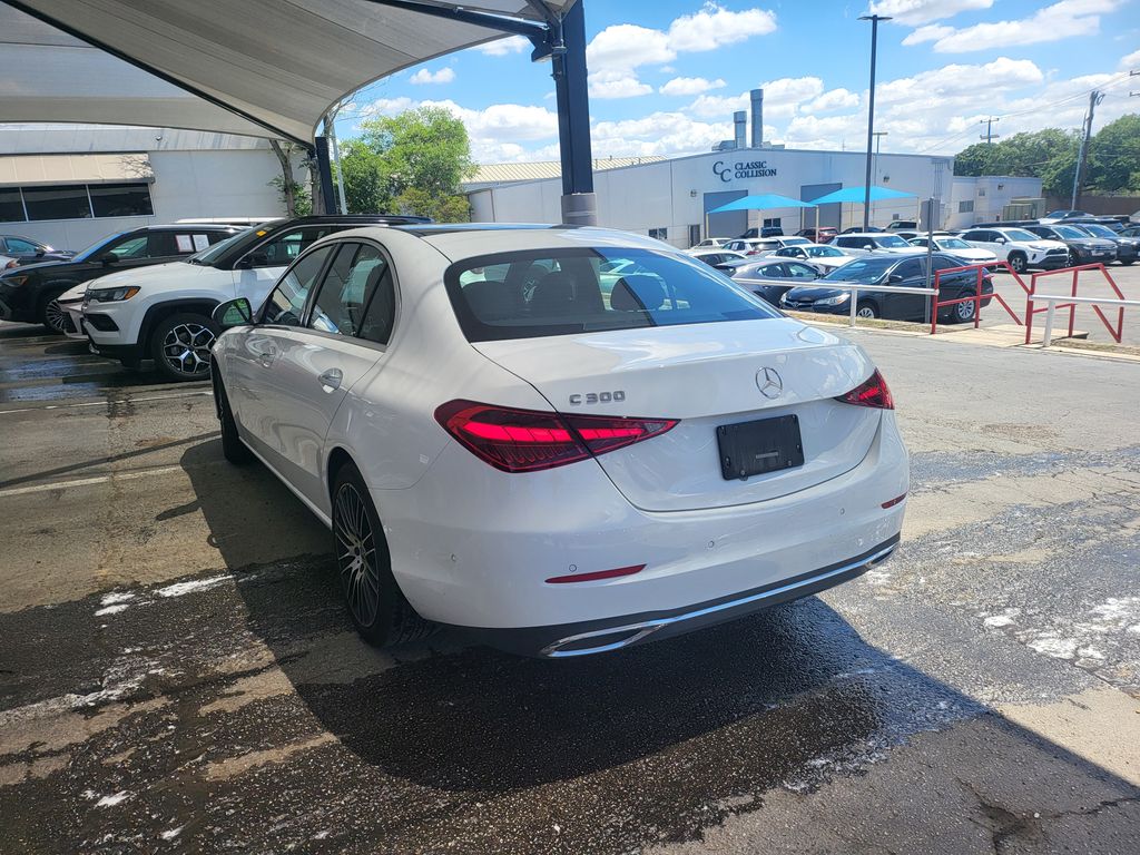 Thumbnail: 2025 Mercedes-Benz C-Class - 10