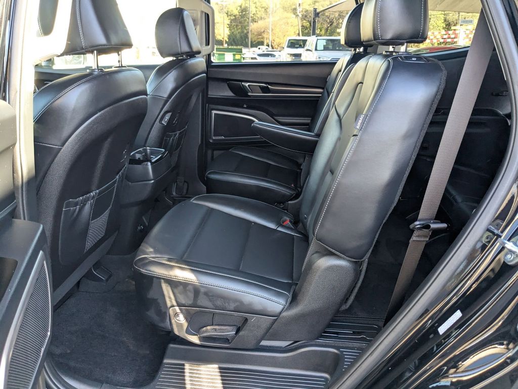 Thumbnail: 2025 Kia Telluride - 25