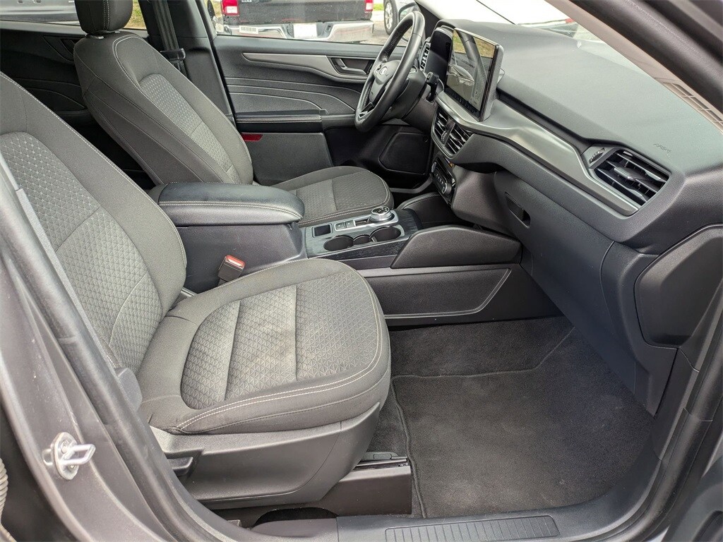 2023 Ford Escape Active 32
