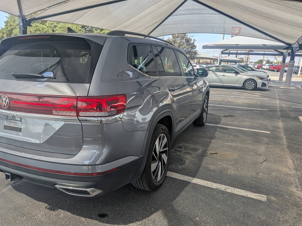 Thumbnail: 2024 Volkswagen Atlas - 8