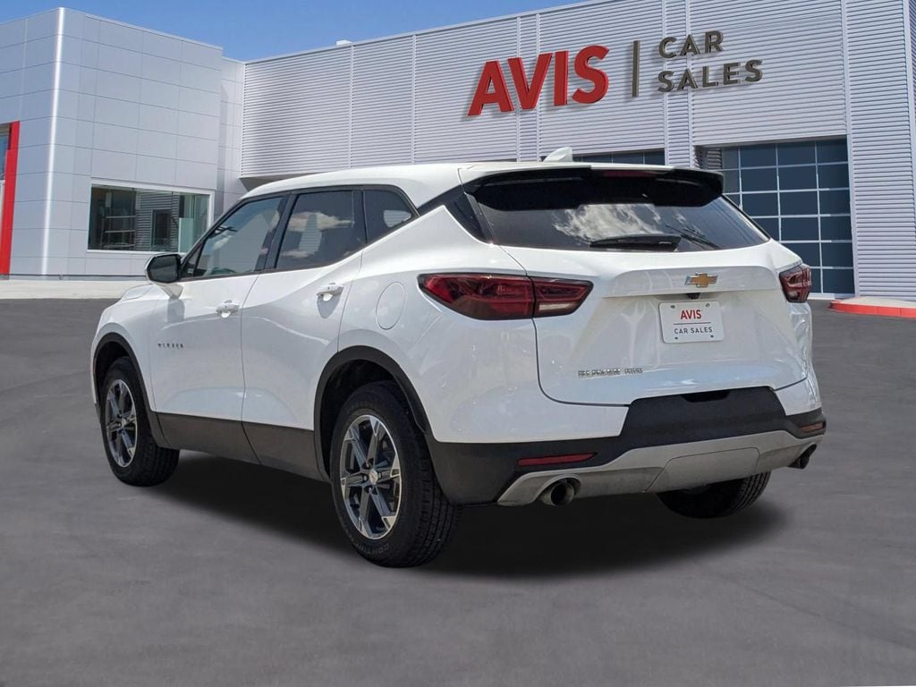 Thumbnail: 2025 Chevrolet Blazer - 3