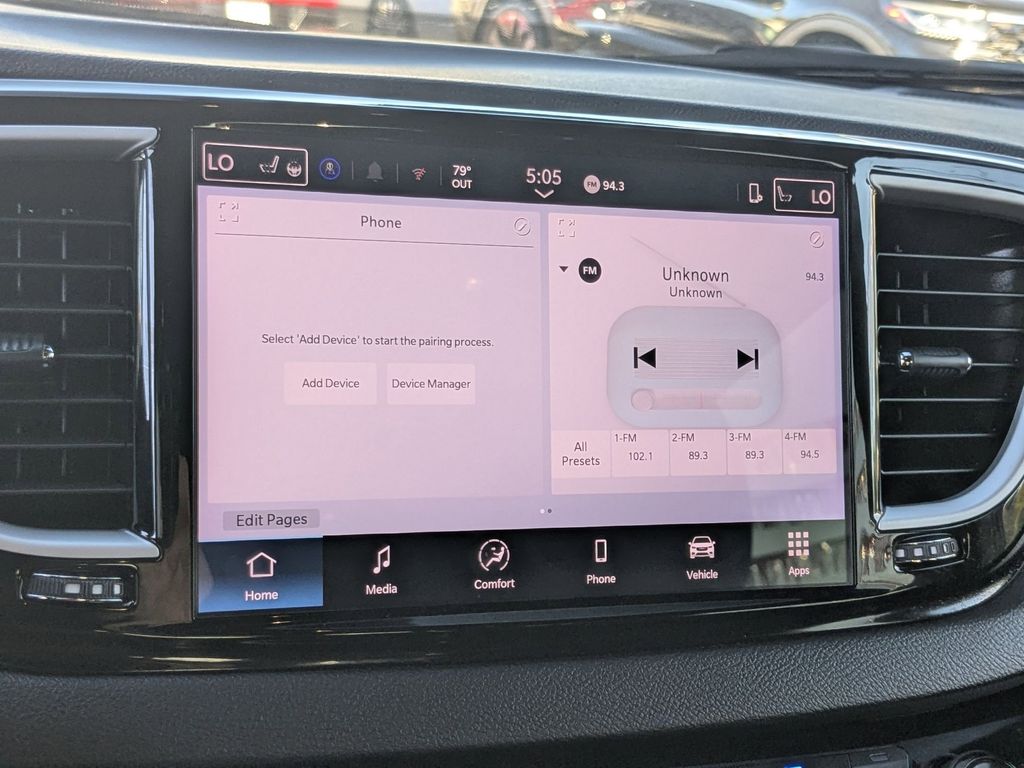 Thumbnail: 2025 Chrysler Pacifica - 21