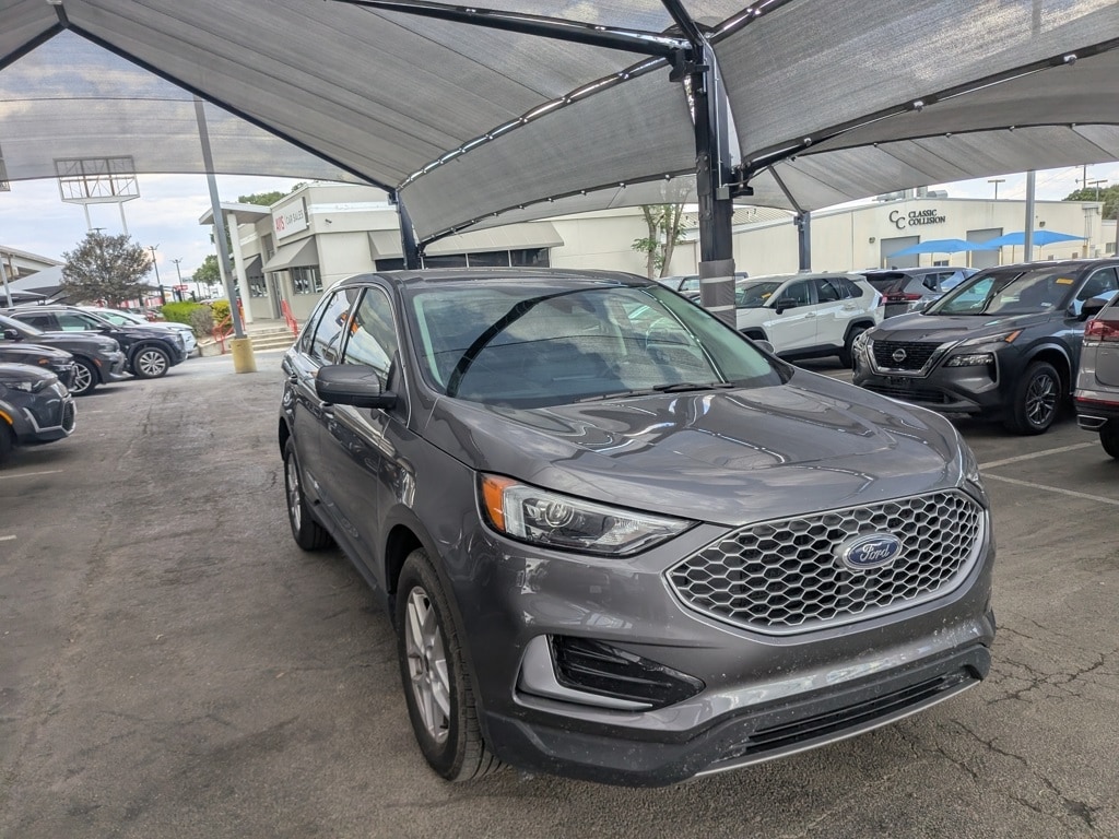 Thumbnail: 2024 Ford Edge - 5