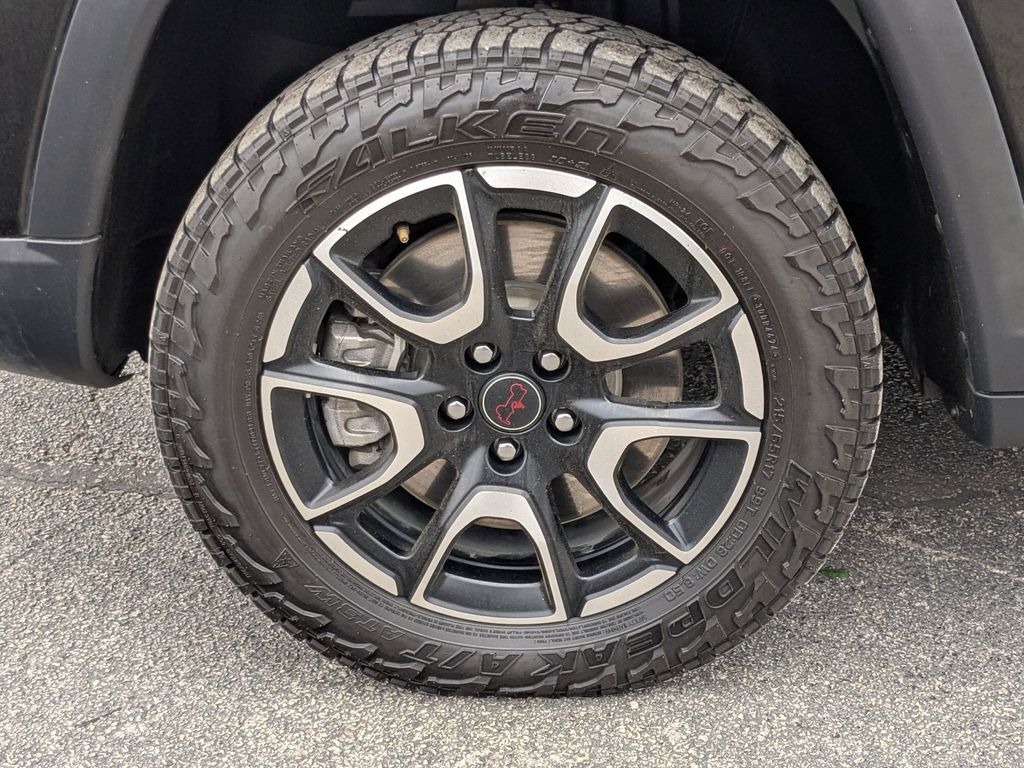 Thumbnail: 2025 Jeep Compass - 33