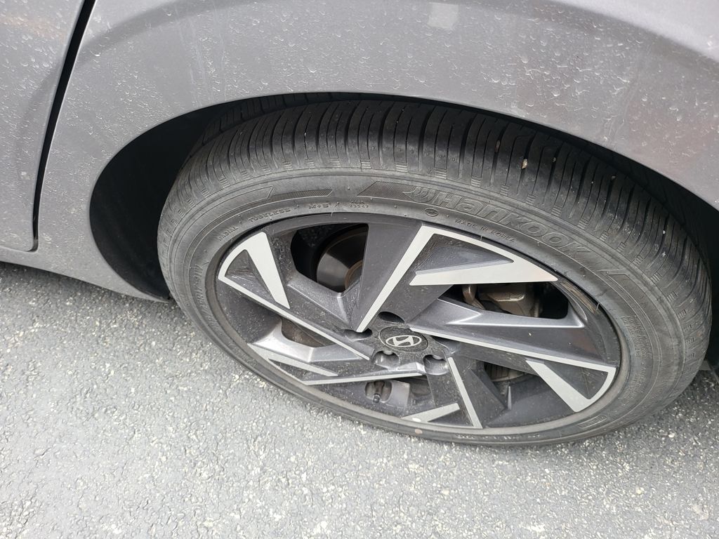 Thumbnail: 2025 Hyundai Elantra - 6